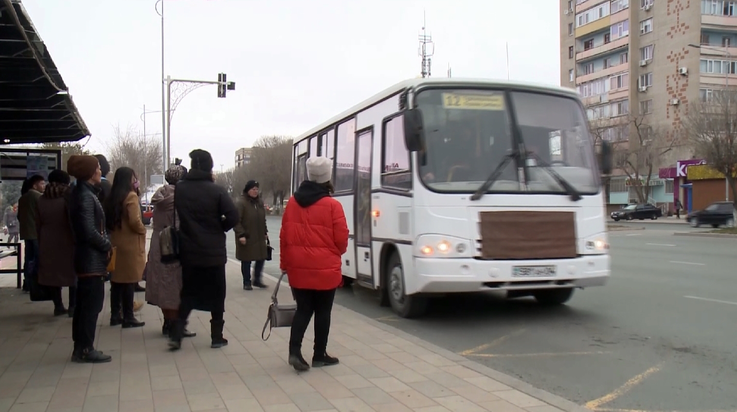 Автобуса актюбинске. 24 Автобус Актобе. Казахский автобус. Актобе автобус 11,.