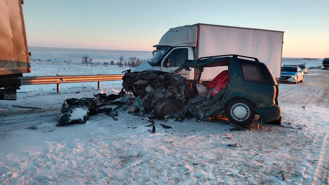 Семья погибла в жутком ДТП с участием четырех авто в Актюбинской области |  Медиа агентство АктобеИНФО новости, объявления