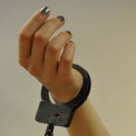 Полиция раскрыла серию афер: алматинка обманула десятки жителей